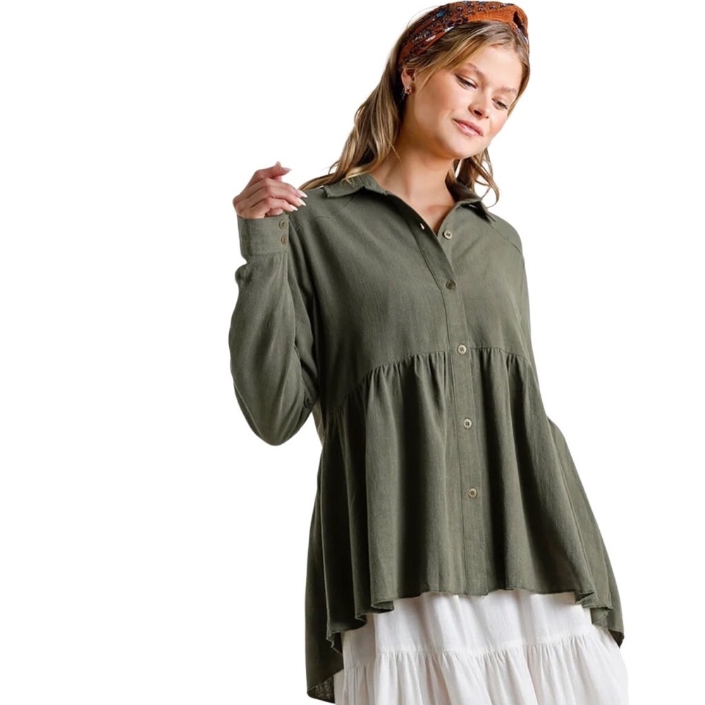 Saks Fifth Ave. Button Front Peplum Tunic in a Greenish Gray Size Small